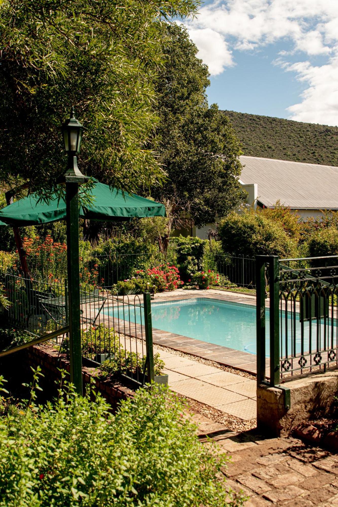 4 Rothman Street B&B Graaff-Reinet エクステリア 写真
