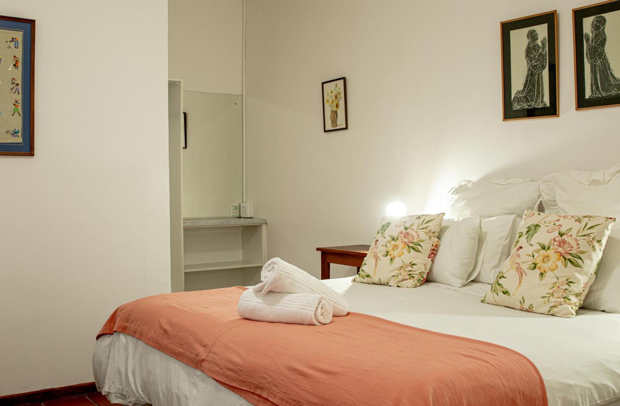 4 Rothman Street B&B Graaff-Reinet エクステリア 写真