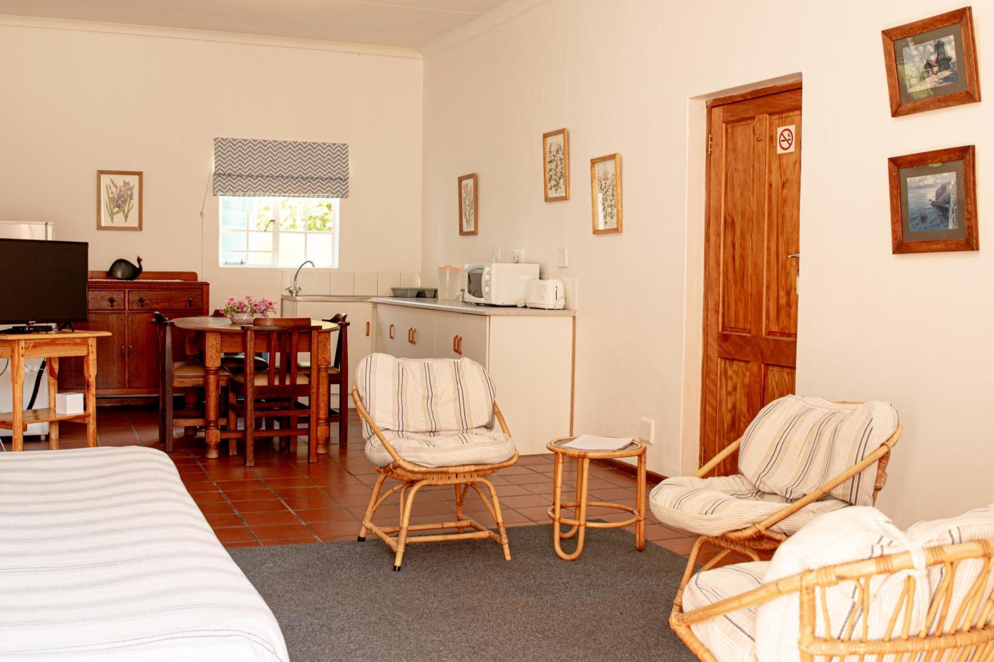 4 Rothman Street B&B Graaff-Reinet エクステリア 写真