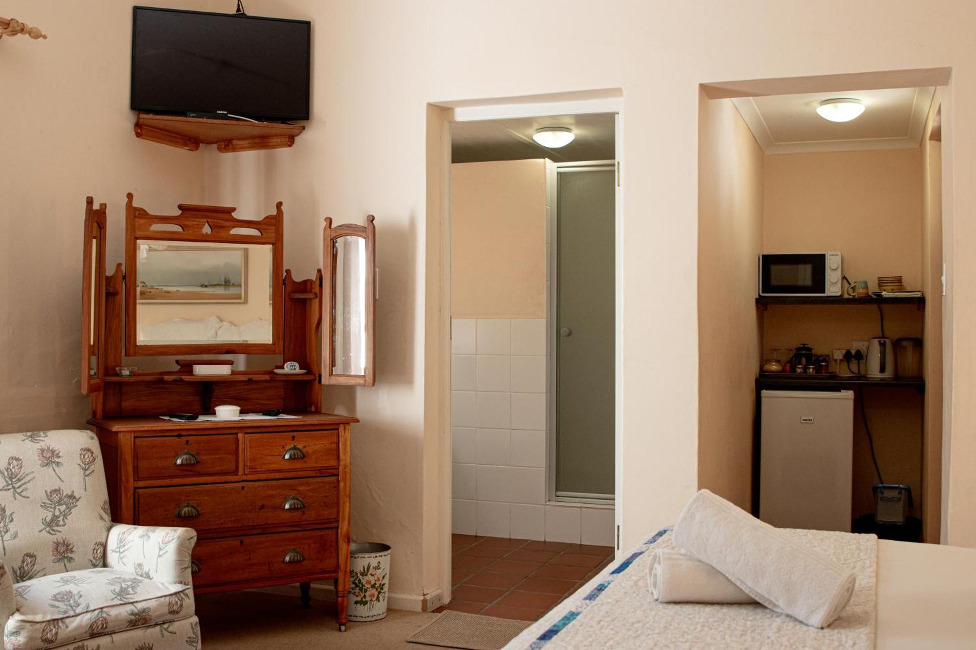 4 Rothman Street B&B Graaff-Reinet エクステリア 写真