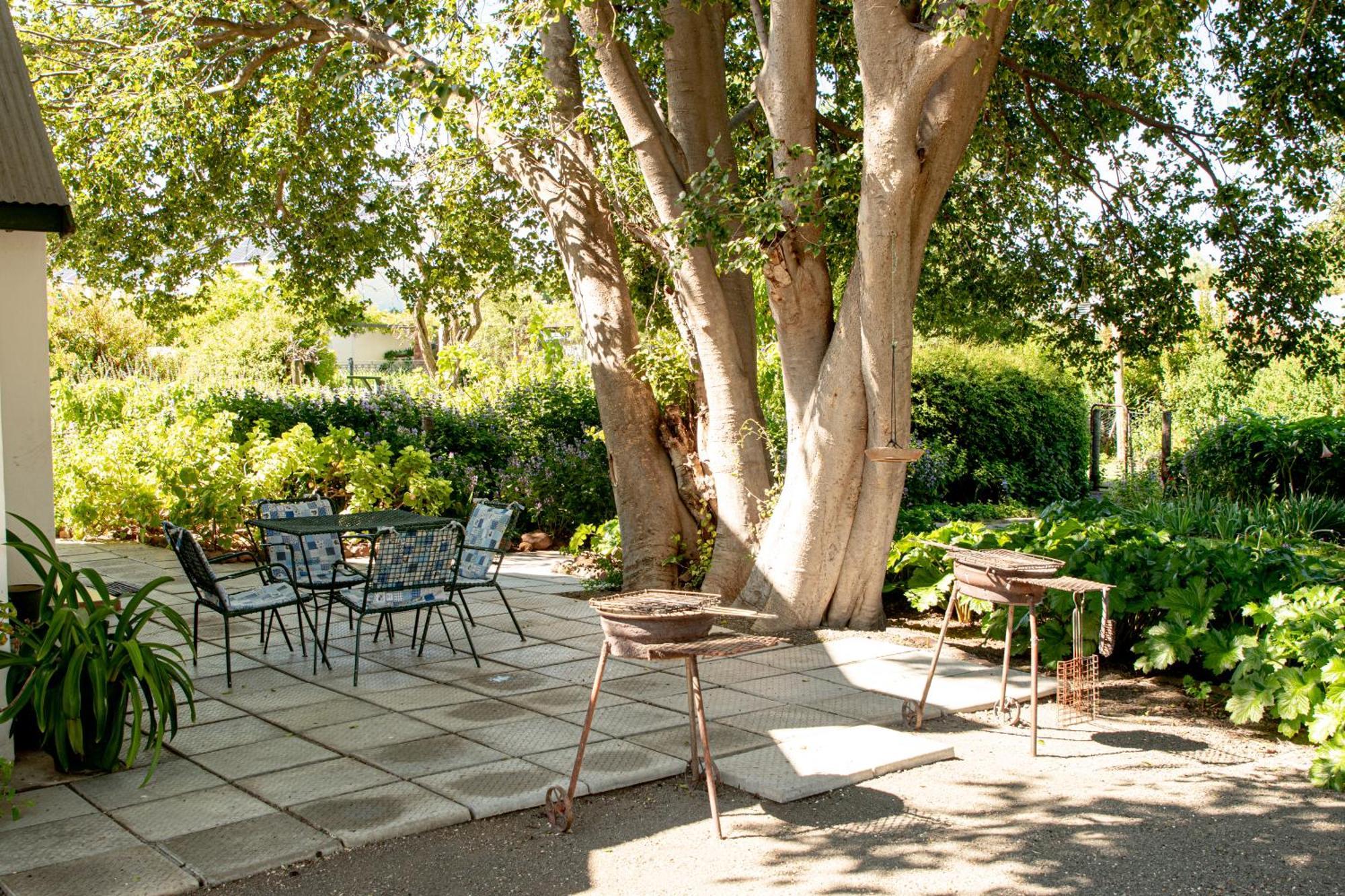 4 Rothman Street B&B Graaff-Reinet エクステリア 写真