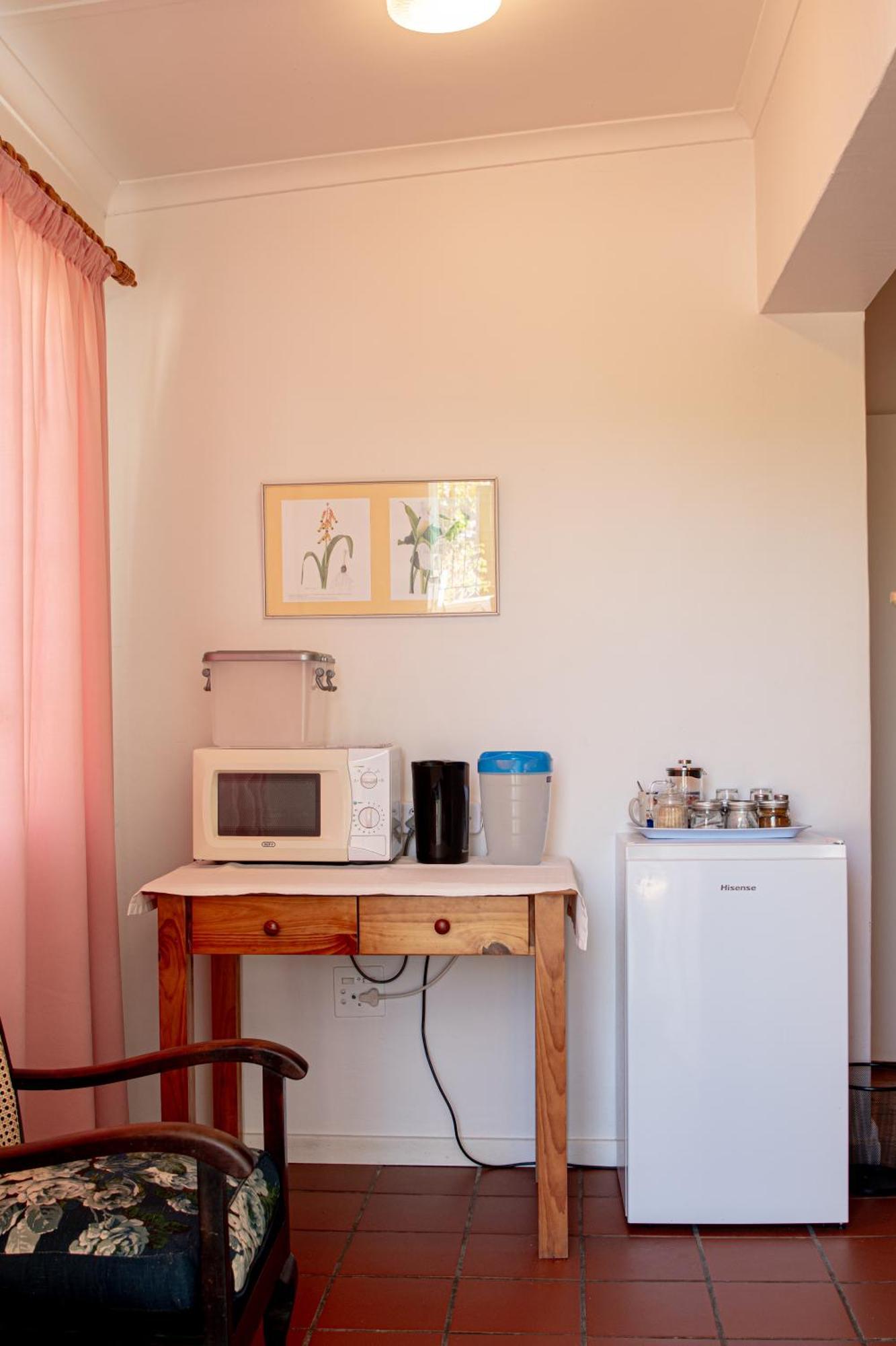 4 Rothman Street B&B Graaff-Reinet エクステリア 写真