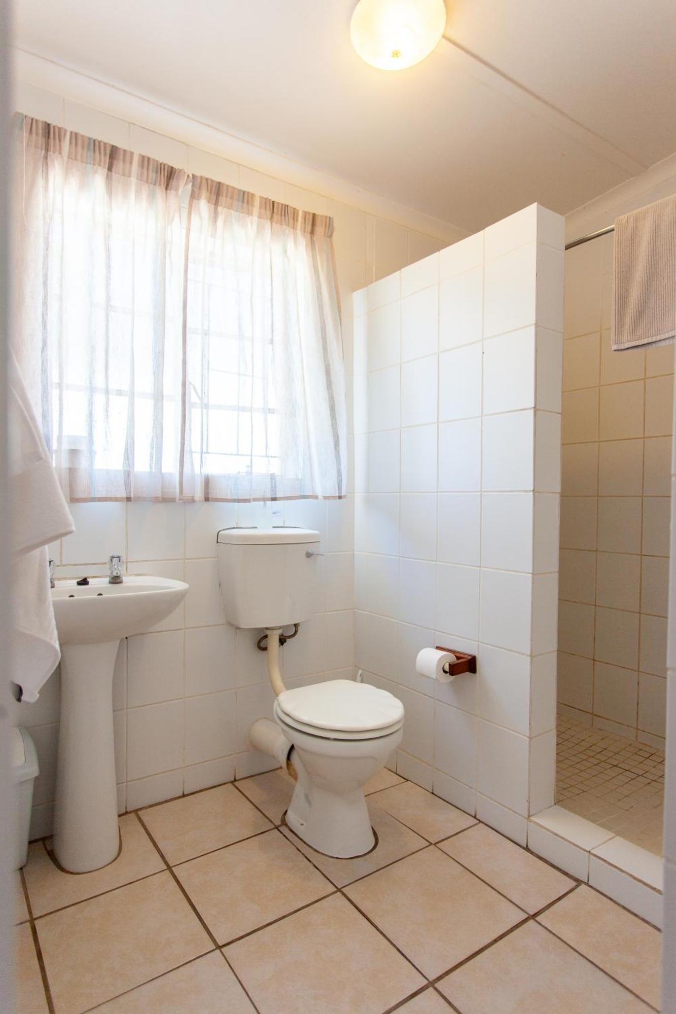 4 Rothman Street B&B Graaff-Reinet エクステリア 写真