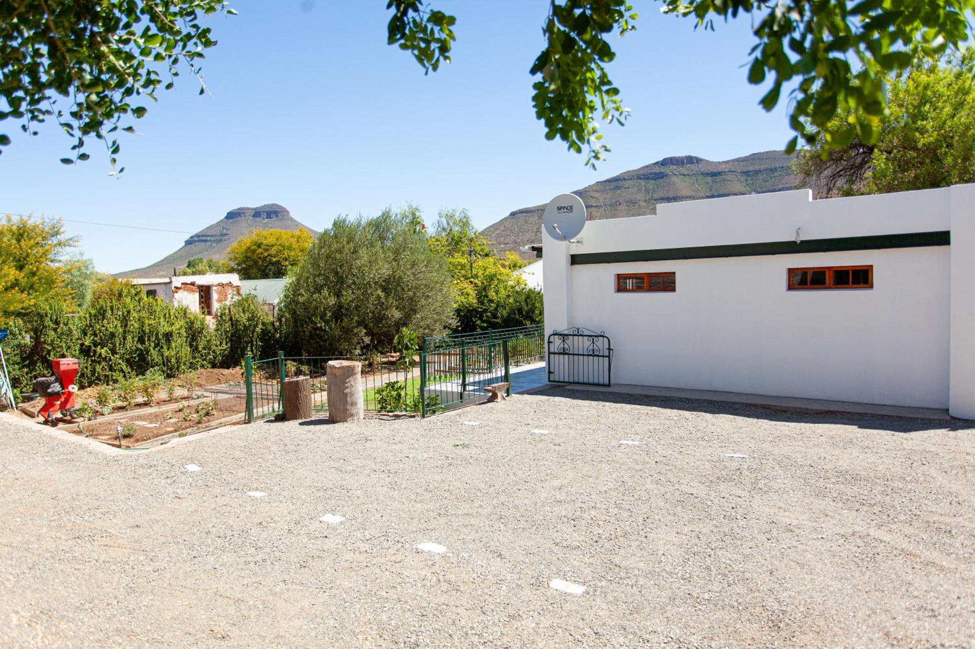 4 Rothman Street B&B Graaff-Reinet エクステリア 写真